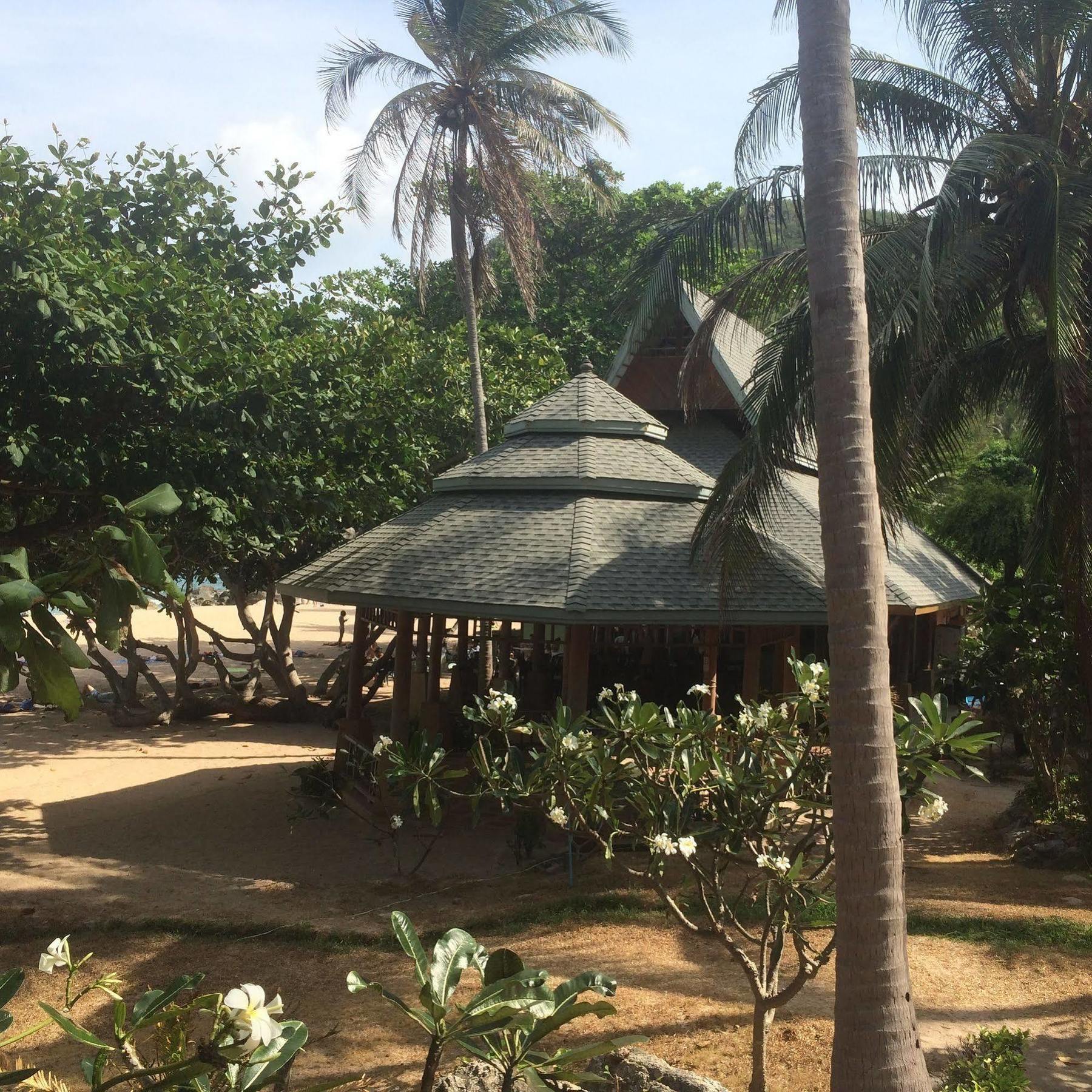 Diamond Beach Resort Тау Экстерьер фото